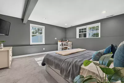 72 S Gray Court, Manchester, NH 03103 - Photo 29