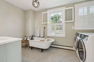 45 Post Rd, North Hampton, NH 03862 - Photo 17