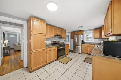 18 Maple Avenue, Hudson, NH 03051 - Photo 9