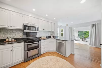 14 Highview Terrace, Manchester, NH 03104 - Photo 13