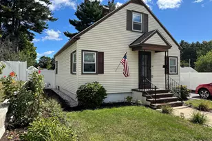 21 Brock St, Manchester, NH 03102 - Photo 1