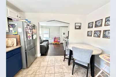 21 Brock Street, Manchester, NH 03102 - Photo 11