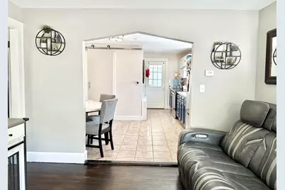 21 Brock Street, Manchester, NH 03102 - Photo 7