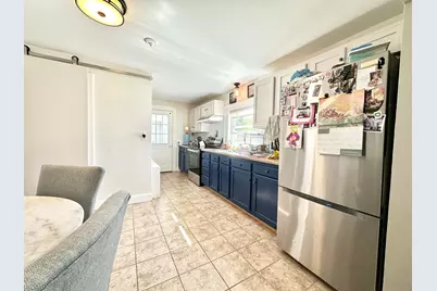 21 Brock Street, Manchester, NH 03102 - Photo 9