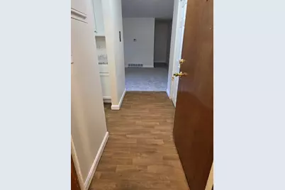 6 Louisburg Square #2, Nashua, NH 03060 - Photo 5