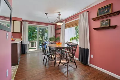 33 Eastmeadow Way, Manchester, NH 03109 - Photo 9