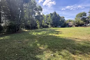 13 Florence Dr, Rochester, NH 03867 - Photo 9