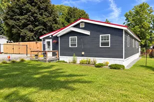 9 Gertrude Ave, Raymond, NH 03077 - Photo 1