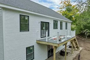 248 Sterling Dr, Laconia, NH 03246 - Photo 9