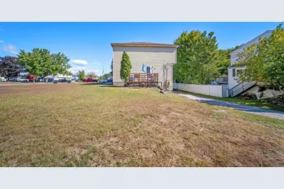 30 Norman Drive #R, Derry, NH 03038 - Photo 3