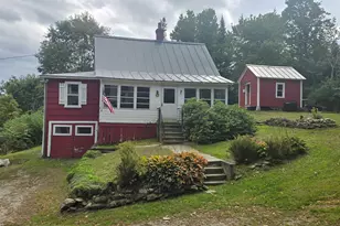 226 Oak St, Newport, NH 03773 - Photo 1