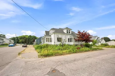663 Amory Street, Manchester, NH 03102 - Photo 9