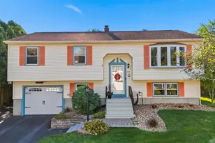 340 Charlotte St, Manchester, NH 03103 - Photo 1