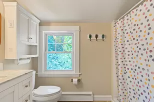 70 Winnicutt Rd, Stratham, NH 03855 - Photo 19