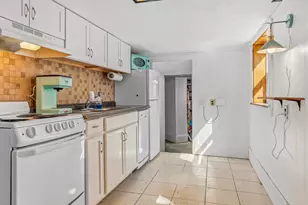 20 Epping Rd, Exeter, NH 03833 - Photo 3