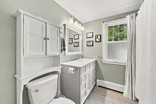 49 Fairmount St, Nashua, NH 03064 - Photo 17