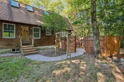 370 McCurdy Road, New Boston, NH 03070 - Photo 45