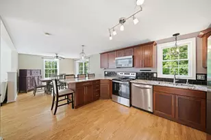 93 Highland St, Candia, NH 03034 - Photo 7