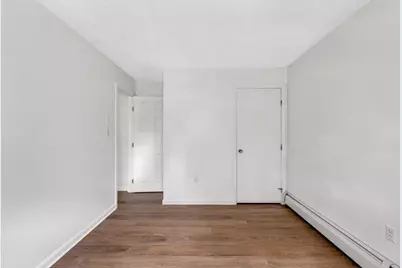 4 Brookfield Drive, Hudson, NH 03051 - Photo 11