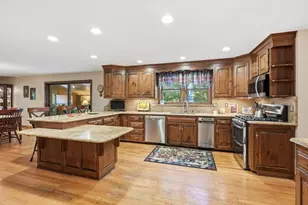 35 Hyacinth Dr, Nashua, NH 03062 - Photo 21