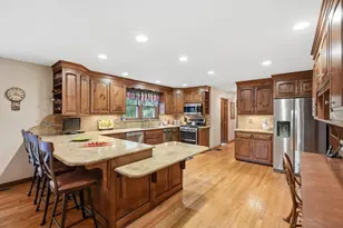 35 Hyacinth Dr, Nashua, NH 03062 - Photo 25