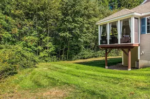 39 Forrest St, Hampstead, NH 03826 - Photo 3