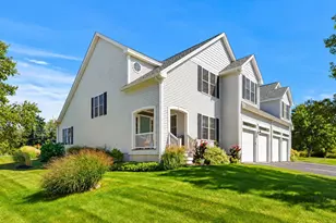5 Blossom Ln, Stratham, NH 03885 - Photo 1