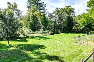 62 Pleasant St, Conway, NH 03818 - Photo 9