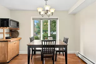 33 Meadowview Cir, Nashua, NH 03062 - Photo 13
