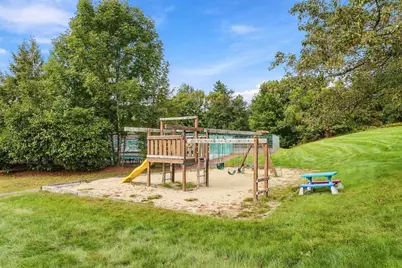 33 Meadowview Circle, Nashua, NH 03062 - Photo 41