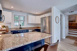 28 Alderwood Dr, Stratham, NH 03885 - Photo 5