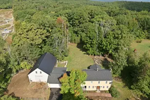 38 Dunbarton Center Rd, Bow, NH 03304 - Photo 9