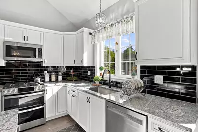 22 Currier Lane, Fremont, NH 03044 - Photo 13