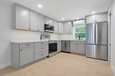 195 Pleasant Street, Epping, NH 03042 - Photo 23
