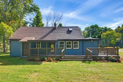 195 Pleasant Street, Epping, NH 03042 - Photo 5