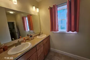 81 Bentley Wy, Manchester, NH 03102 - Photo 25