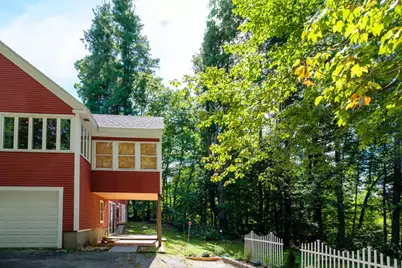 375 Island Pond Road, Derry, NH 03038 - Photo 5