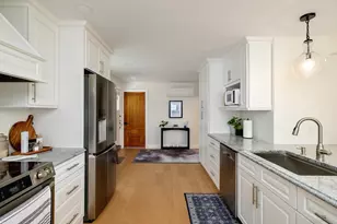 375 Island Pond Rd, Derry, NH 03038 - Photo 7