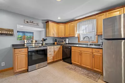 27 Glenridge Avenue, Goffstown, NH 03045 - Photo 7