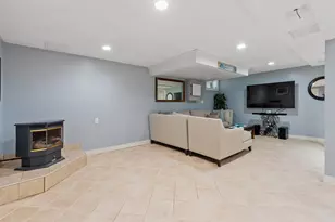 12 Parker Dr, Nashua, NH 03062 - Photo 31