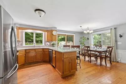 12 Parker Drive, Nashua, NH 03062 - Photo 5