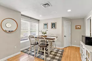 107 Franklin St Ext, Derry, NH 03038 - Photo 7