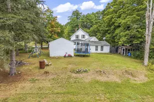 61 Elm St, Farmington, NH 03835 - Photo 9