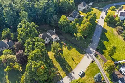 13 Longview Circle, Pelham, NH 03076 - Photo 3