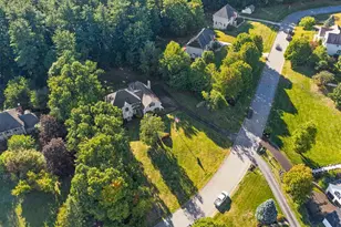 13 Longview Cir, Pelham, NH 03076 - Photo 3