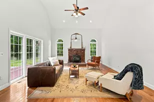 13 Longview Cir, Pelham, NH 03076 - Photo 11