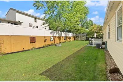 36 E Glenwood Street, Nashua, NH 03060 - Photo 31