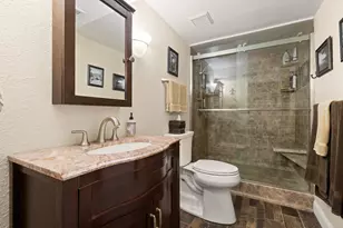 36 E Glenwood St, Nashua, NH 03060 - Photo 25