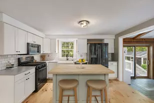 31 Stark Rd, Derry, NH 03038 - Photo 7
