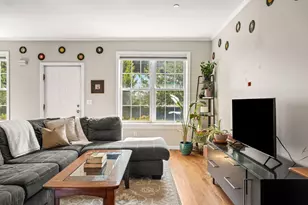 9 Falkland Pl, Portsmouth, NH 03801 - Photo 11